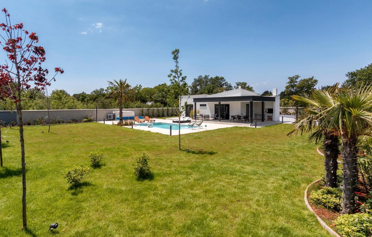 Eni Medulin Heated Pool *
