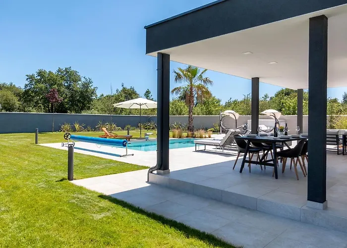 Villa Eni Medulin Sisan Heated Pool