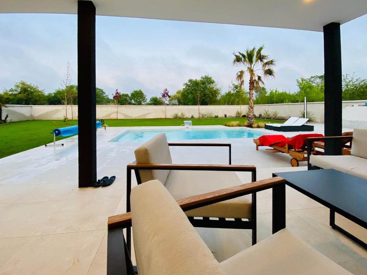 Eni Medulin Heated Pool Villa *