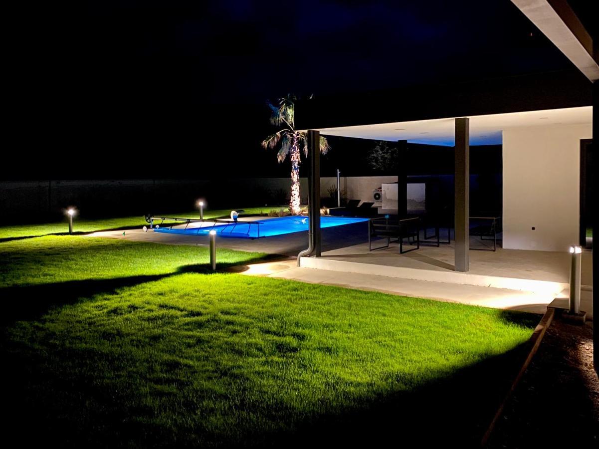 Eni Medulin Heated Pool Sisan