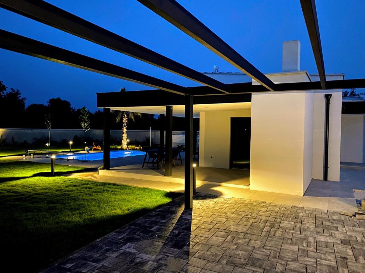 Eni Medulin Heated Pool Villa