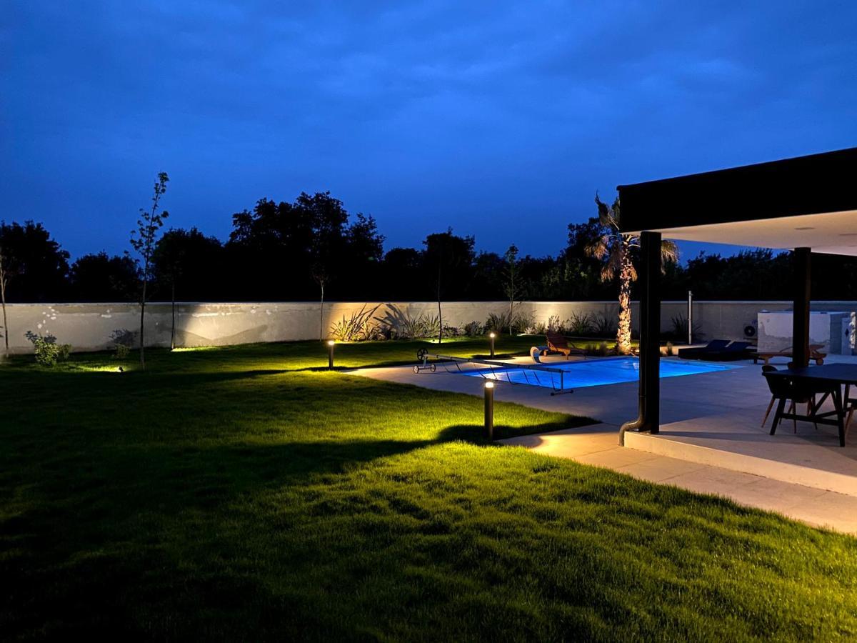 Eni Medulin Heated Pool * Sisan