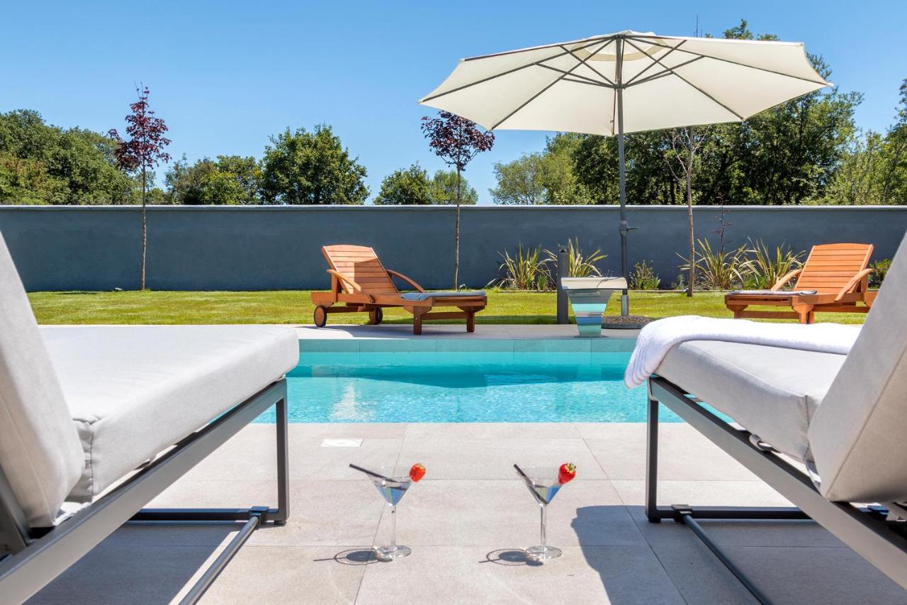 Eni Medulin Heated Pool * Sisan