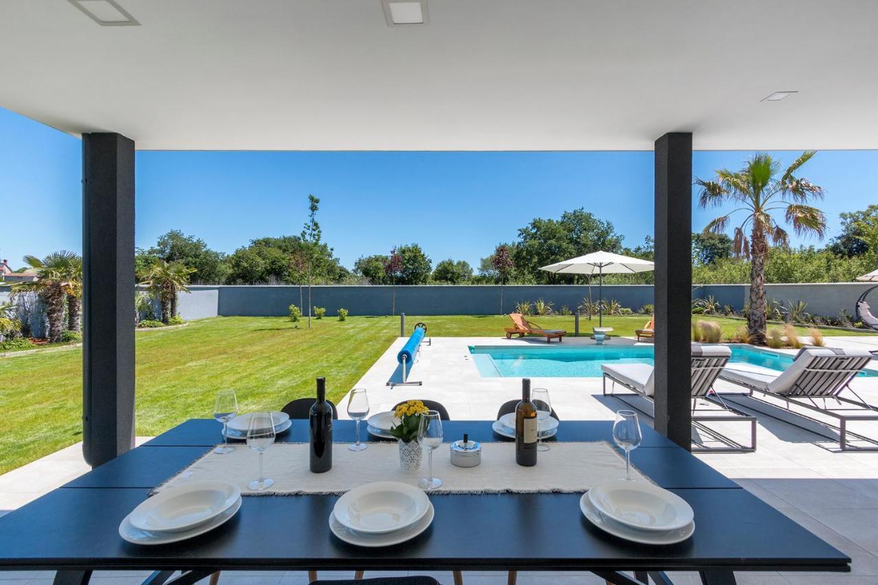 Eni Medulin Heated Pool Villa *