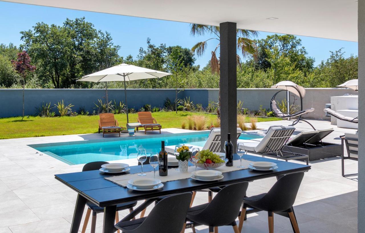 Eni Medulin Heated Pool Villa *